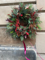 Load image into Gallery viewer, Fresh Wreath
